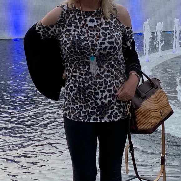 Layered Triangle Gem Fringe Necklace Set - Picture 4 of 4